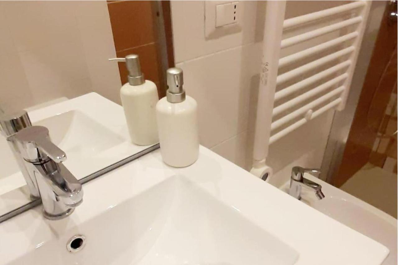 Appartamento In Centro A Milano Con A/C & Wi-Fi エクステリア 写真