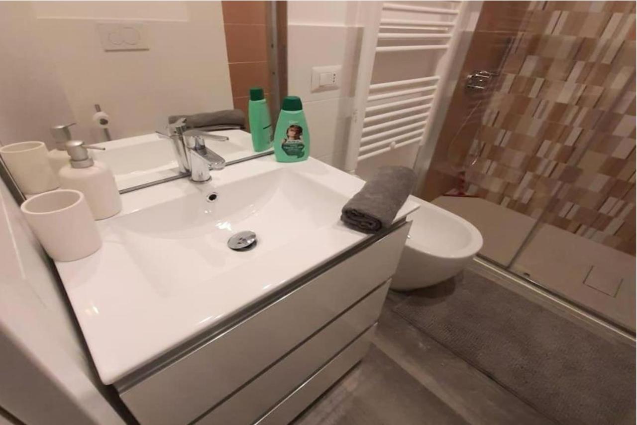 Appartamento In Centro A Milano Con A/C & Wi-Fi エクステリア 写真